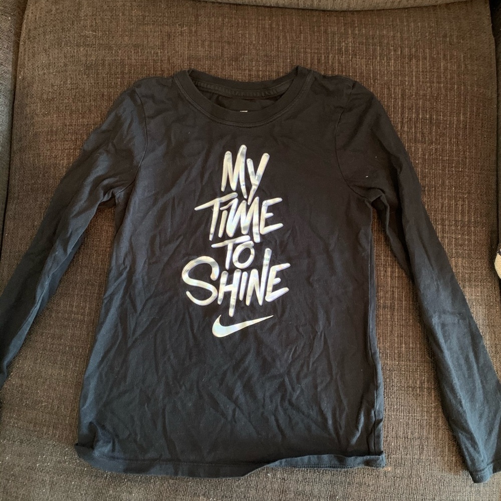 Nike girls T-shirt